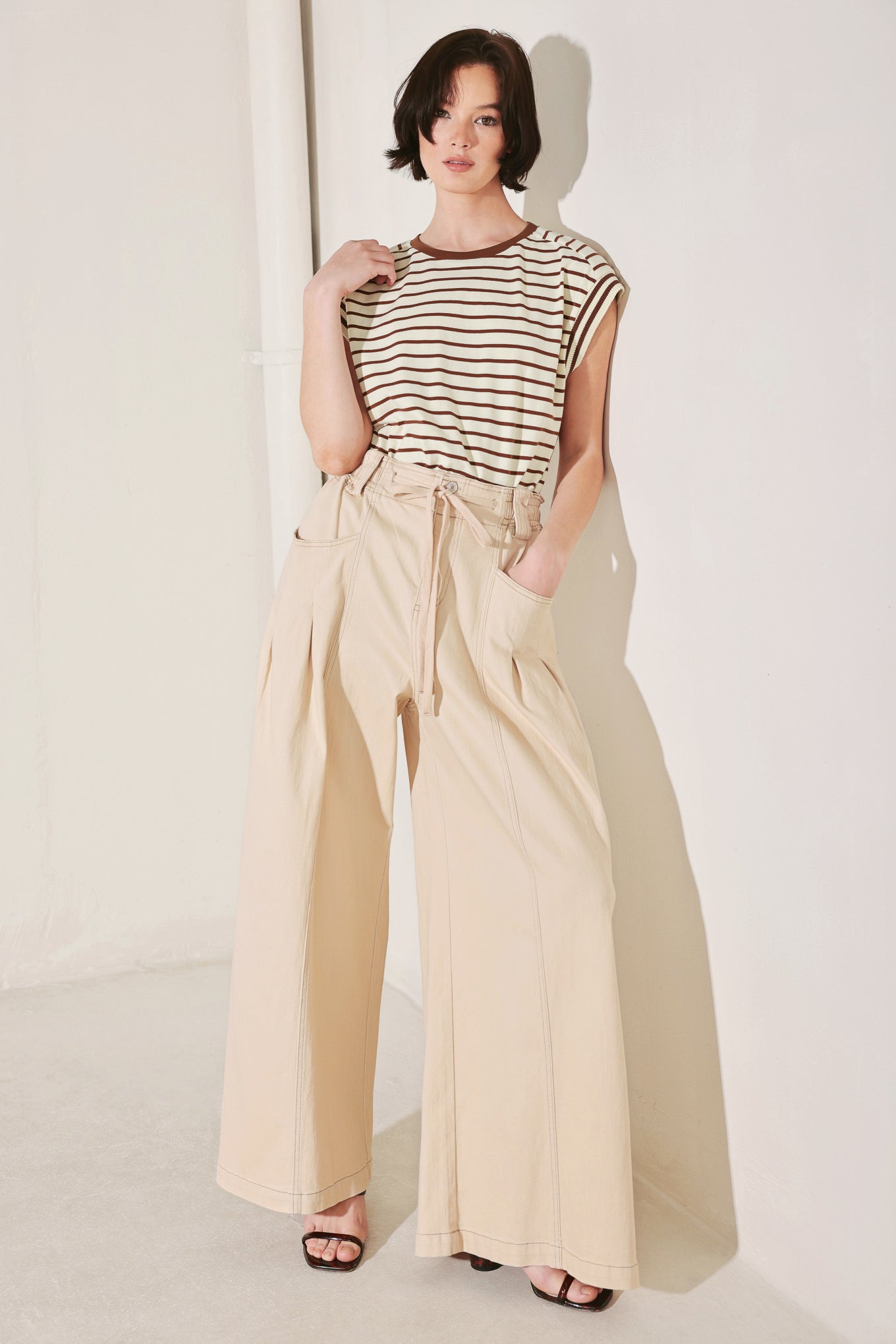 INDIE ICON ENERGY KNIT TOP