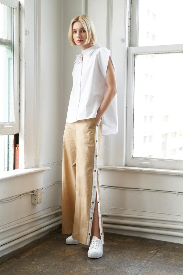MUCH TO CELEBRATE POPLIN TOP.