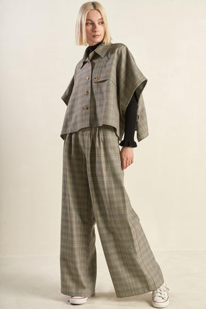 IMMACULATE EXCELLENCE WOVEN PLAID TOP.