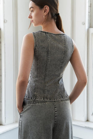STUNNING GLORY DENIM VEST.