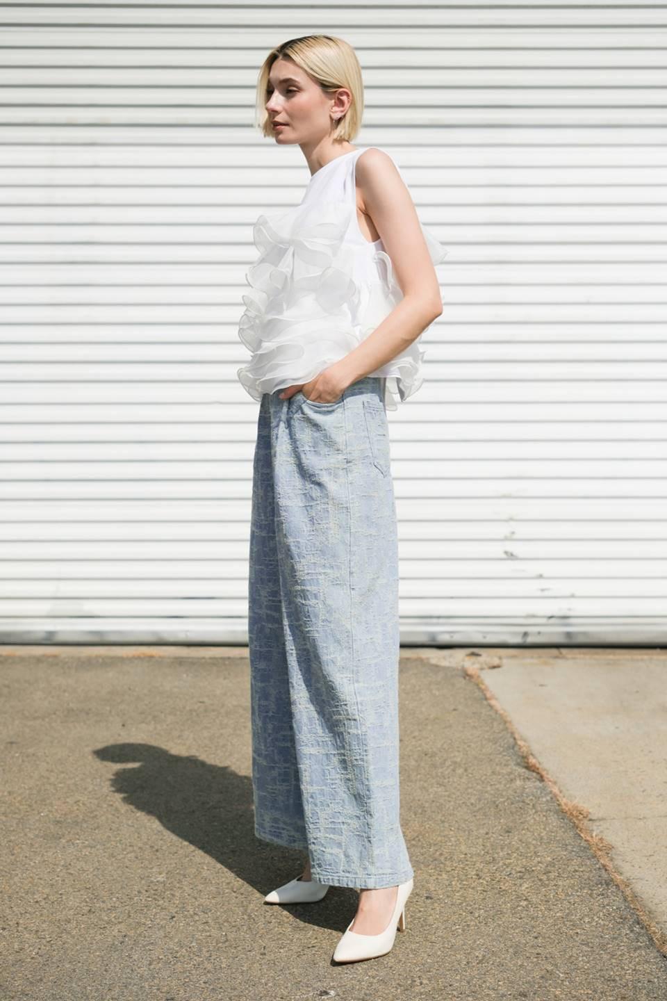 CLOUD NINE CHIC KNIT TOP.