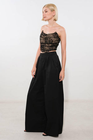 BE THE EXCEPTION LACE CROP TOP.