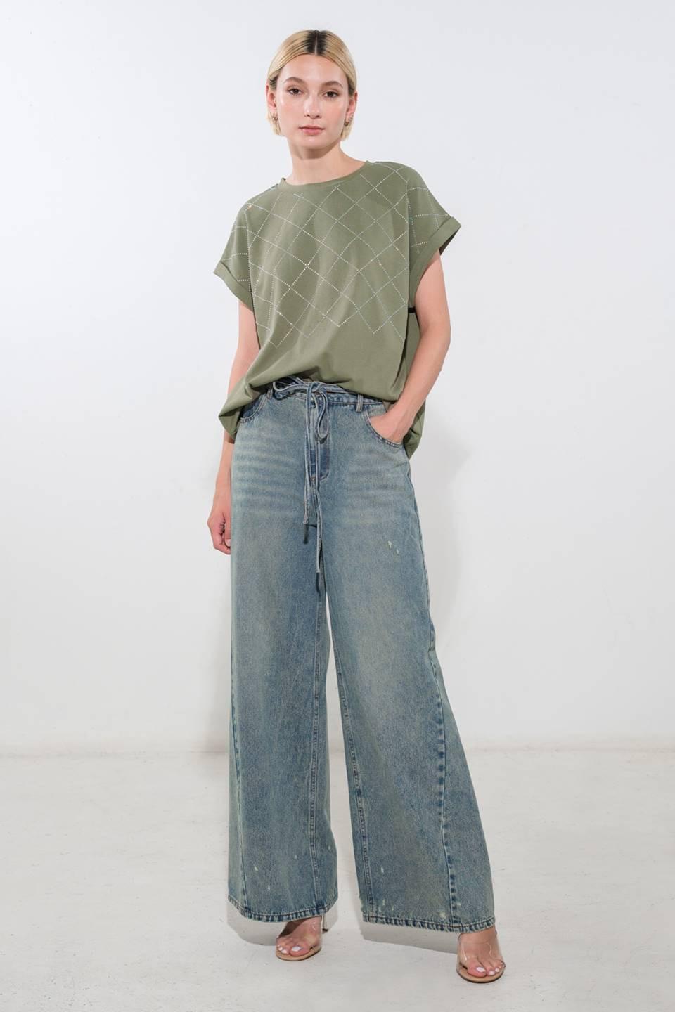 SUNNY ESSENCE KNIT TOP.