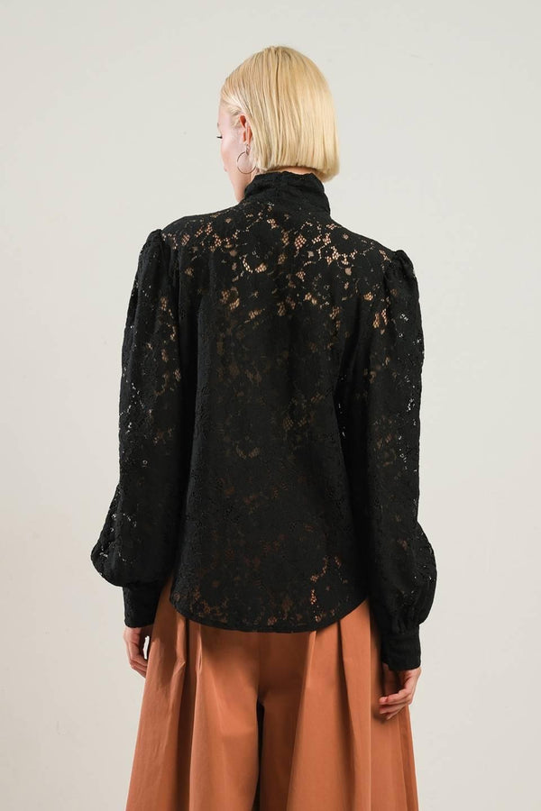 PATRIOTIC PRINCESS WOVEN LACE TOP.