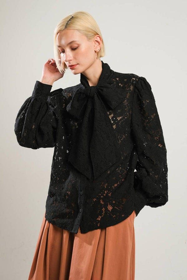 PATRIOTIC PRINCESS WOVEN LACE TOP.
