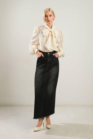 PATRIOTIC PRINCESS WOVEN LACE TOP.