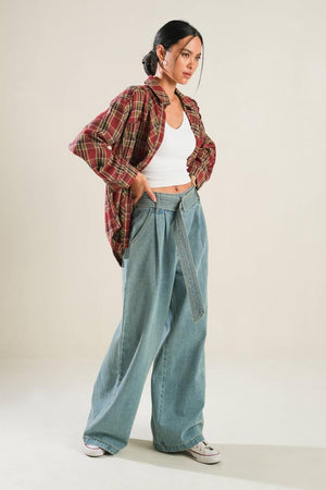 TIMELESS CHARM WOVEN TOP.