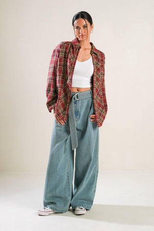 TIMELESS CHARM WOVEN TOP.