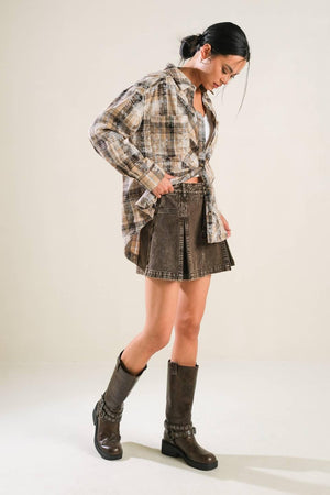 TIMELESS CHARM WOVEN TOP.
