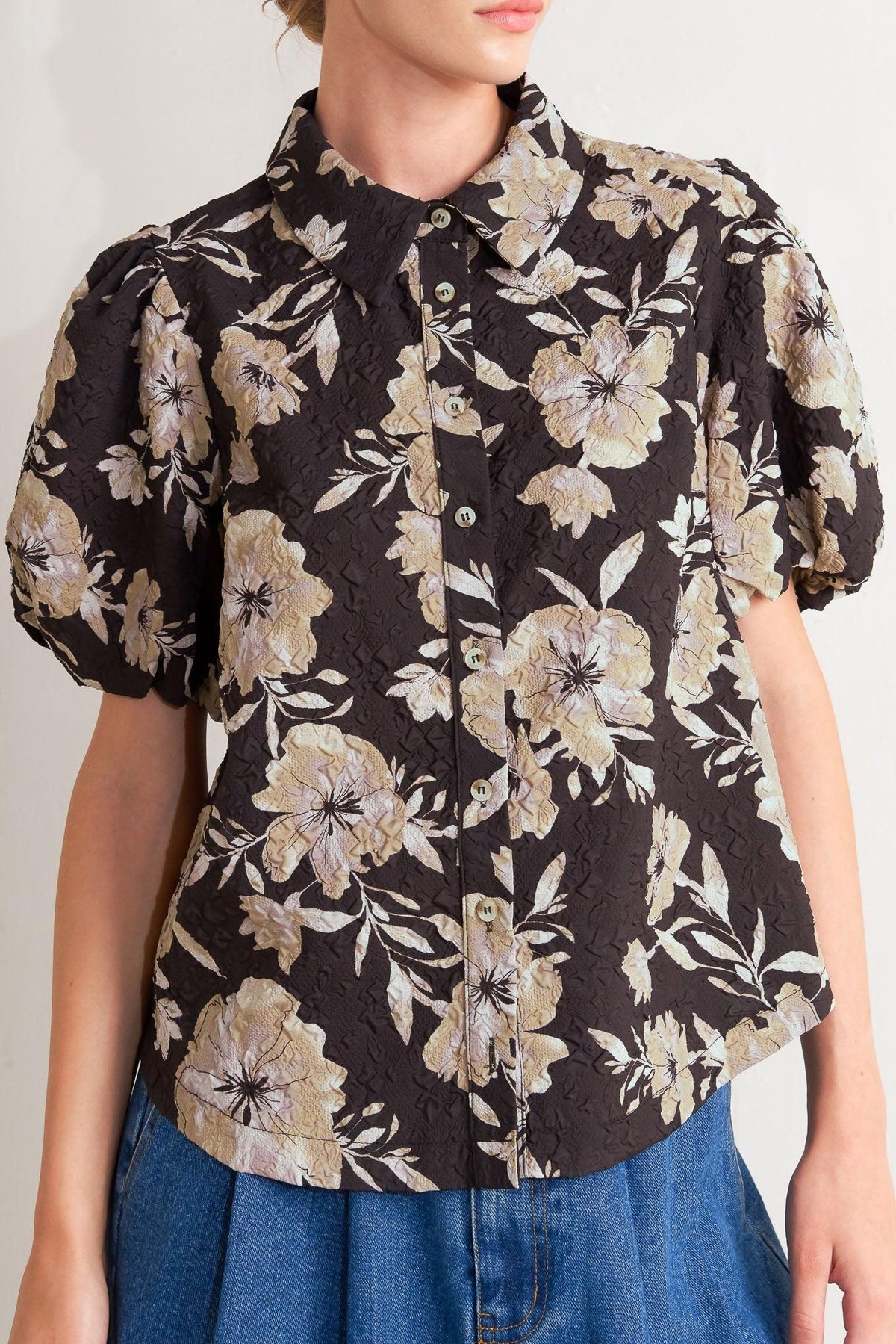 POSH PRESENCE WOVEN TOP.