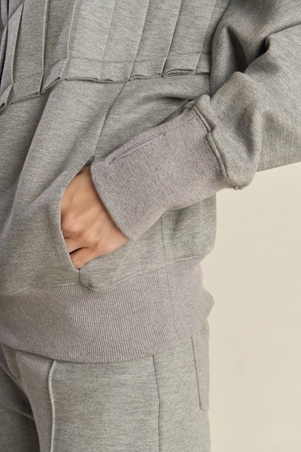 SIMPLE AFFECTION PULLOVER SWEATSHIRT.