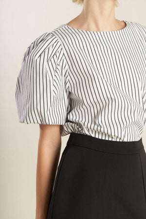 ALL THE FEELINGS WOVEN TOP.