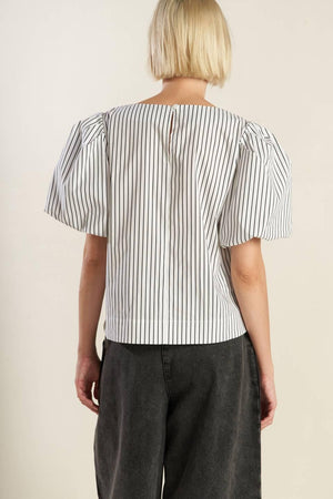 ALL THE FEELINGS WOVEN TOP.