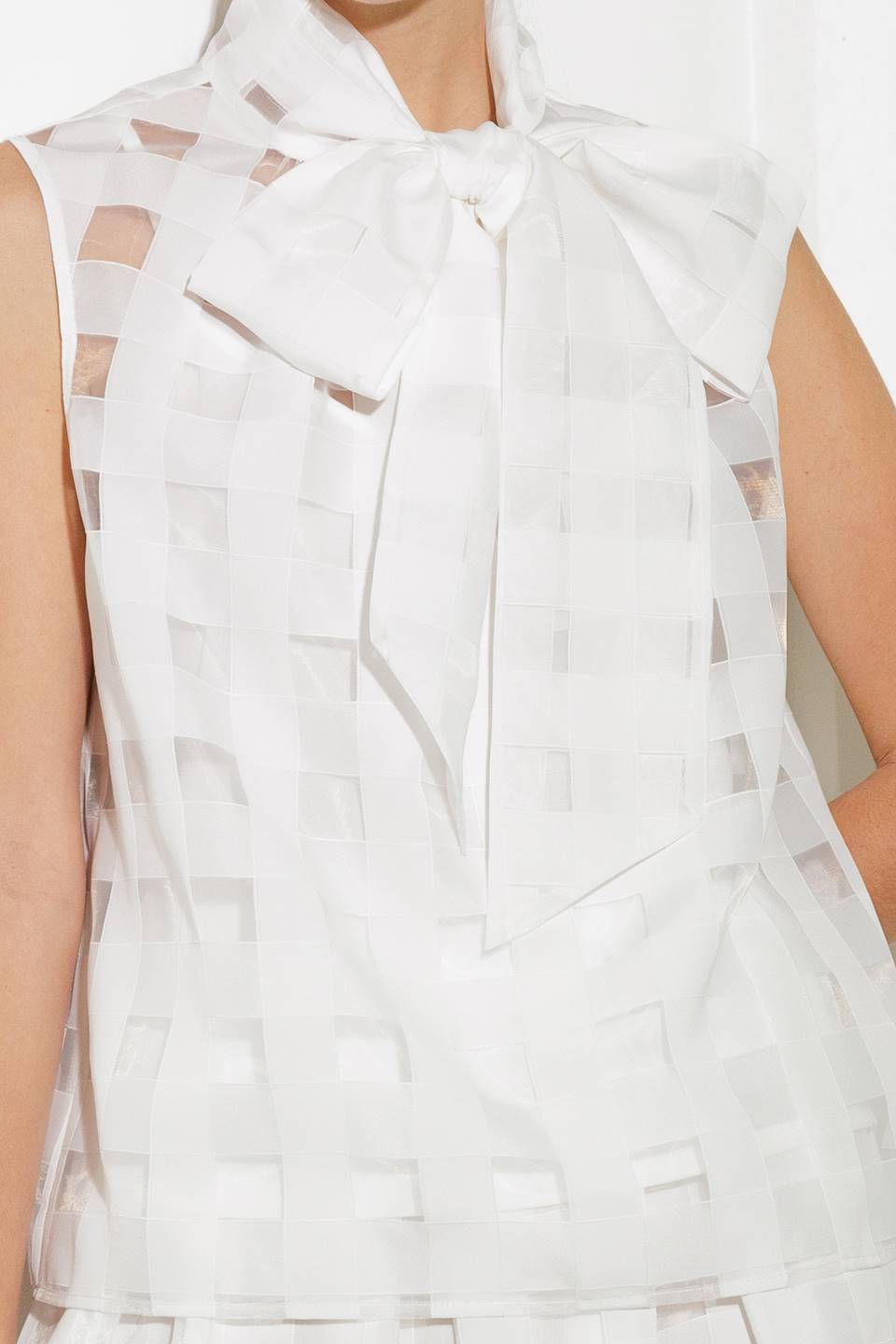 LIVE FOR US WHITE WOVEN ORGANZA TOP