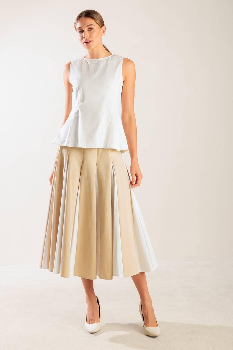 FIRST DATE WHITE WOVEN TOP.