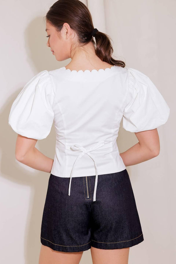 NEVER ORDINARY WHITE WOVEN TOP.