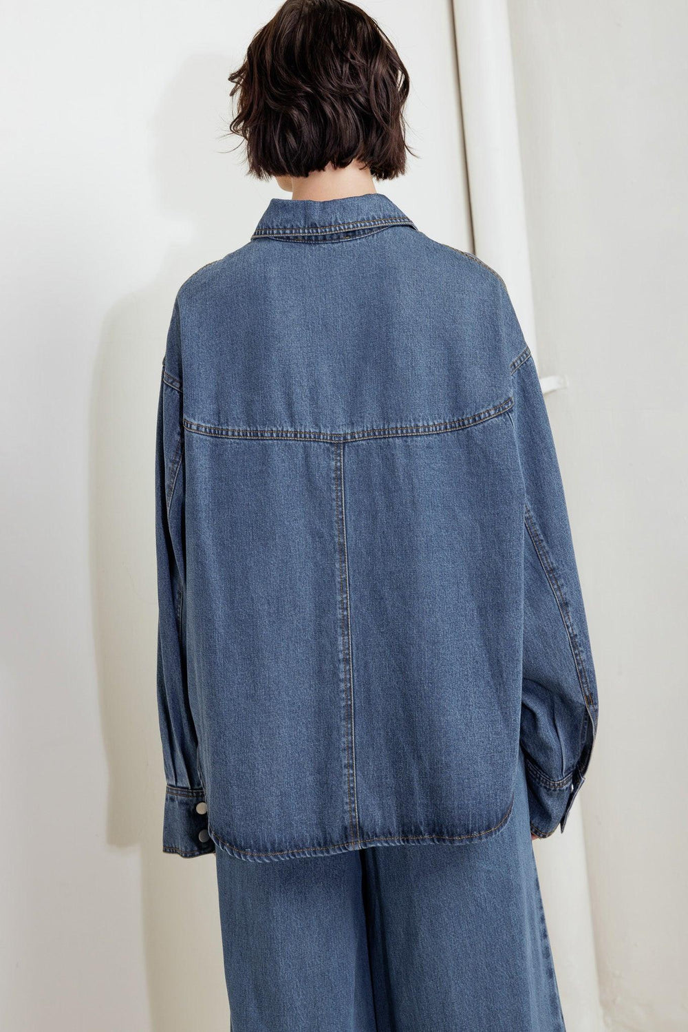 OFFLINE EDGE INDIGO DENIM TOP.