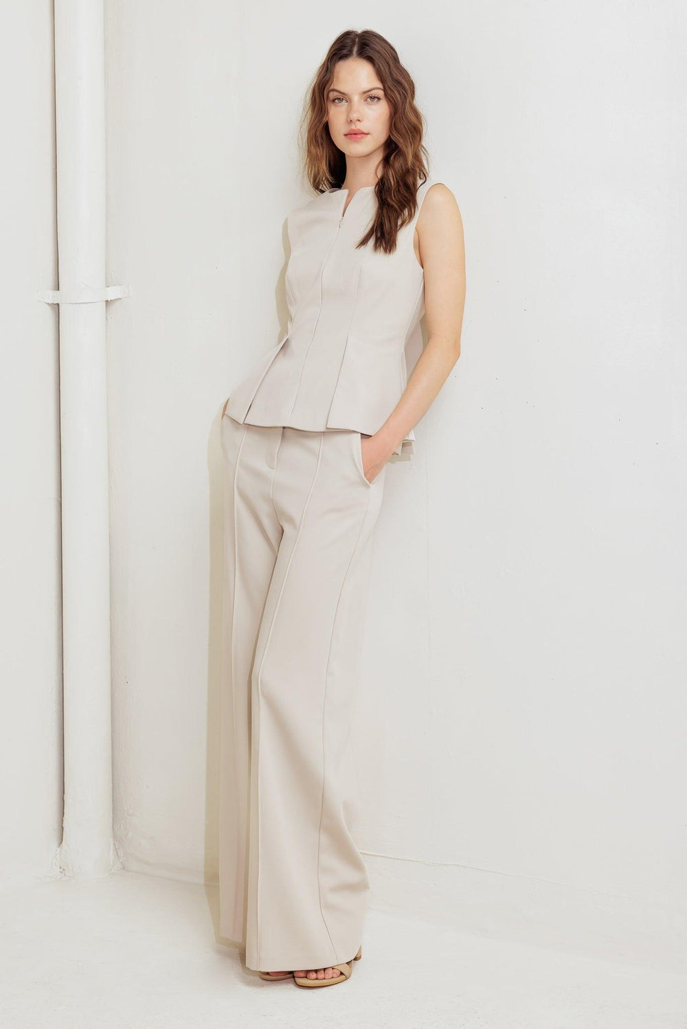 MONDAY FLOW WOVEN TOP.