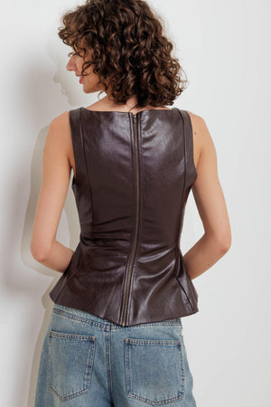 URBAN CHIC MINIMALISM FAUX LEATHER TOP - Flying Tomato - TOPS - Freemarket