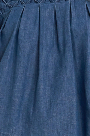 COTTAGE SPELL CHAMBRAY TOP.