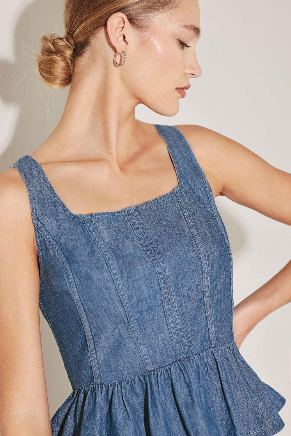 SOFT REBEL VOLUME WOVEN TOP.
