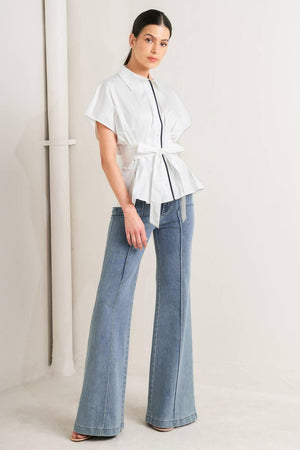 QUIET FORCE WOVEN TOP.