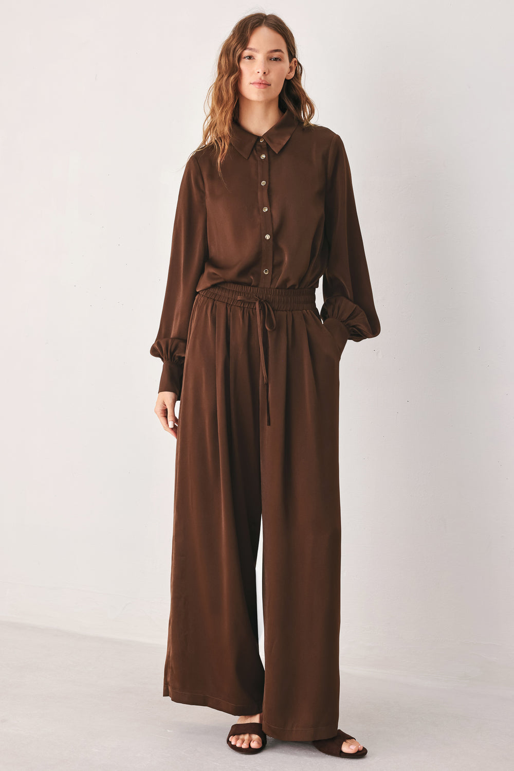 CANYON BROWN WOVEN TOP