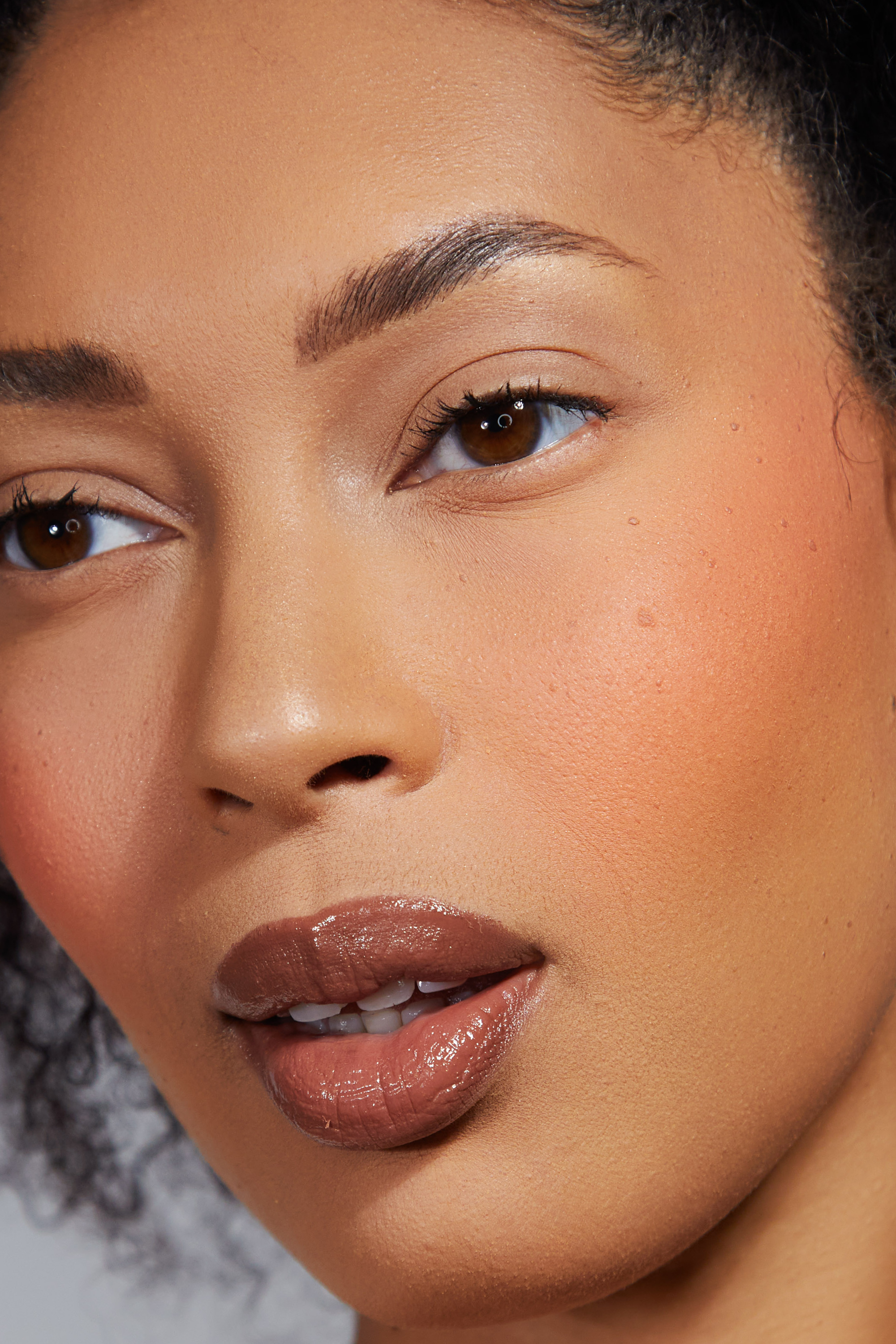Double Take Skin Perfecting Blush Duo.