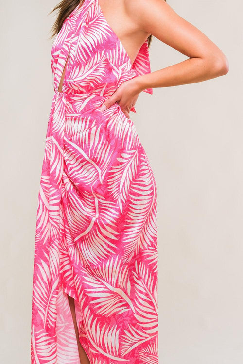 BREEZY WALKS MIDI DRESS.