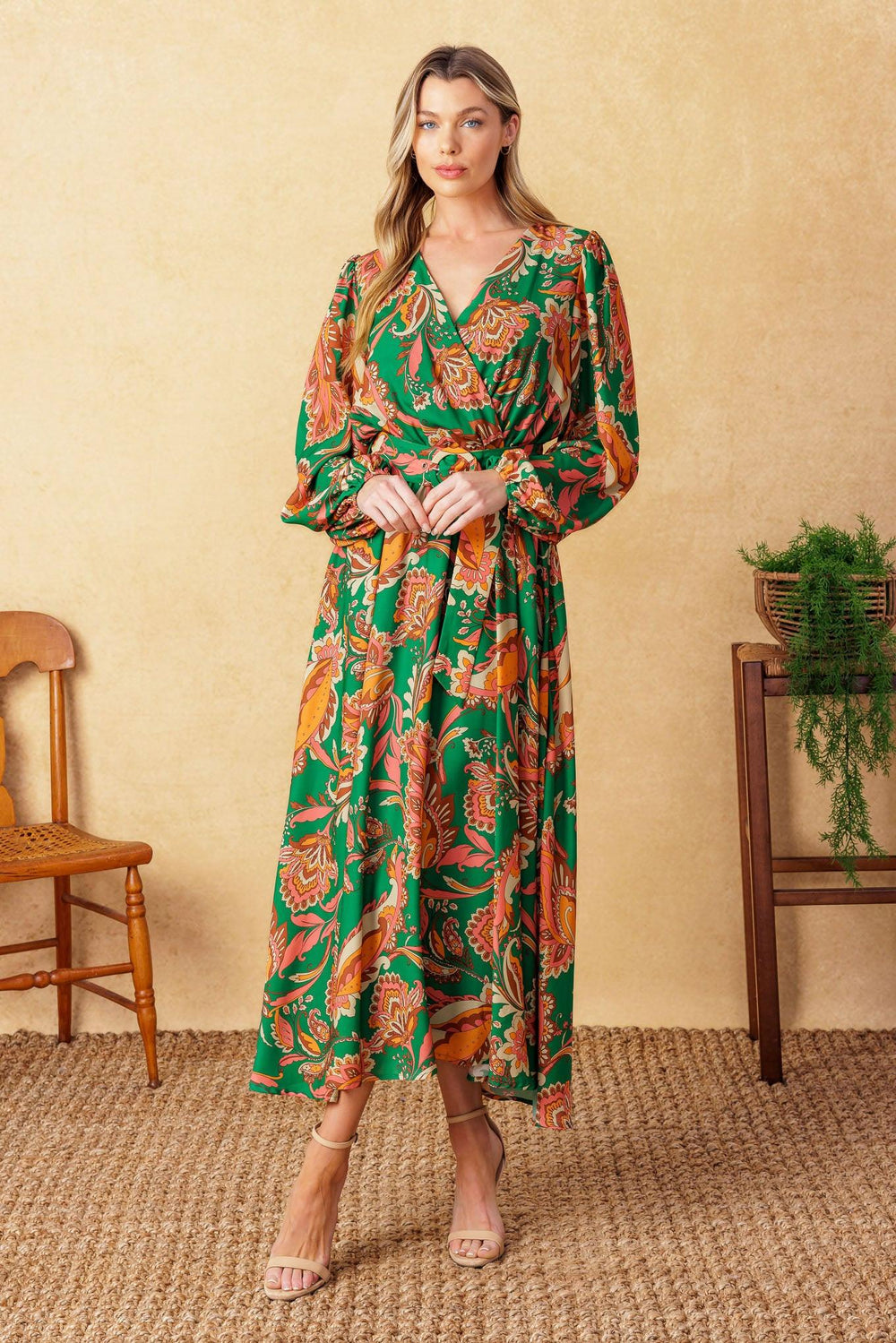 SUNNYSIDE FLORALS WOVEN MIDI DRESS.