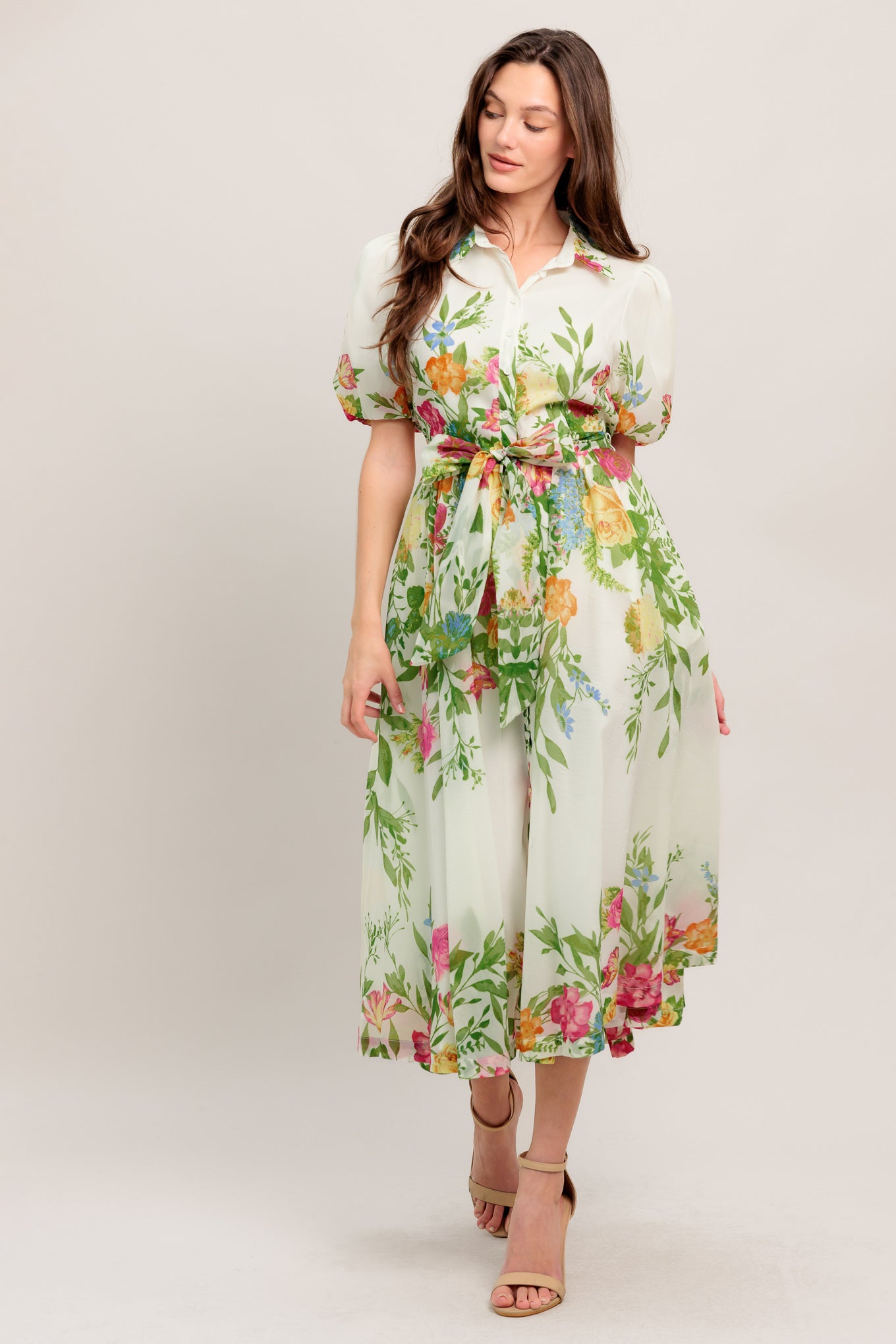 
A printed woven midi dress featuring shirt collar, button down, short puff sleeve, self sash tie and full skirt

Details:

Self : 100% Polyester
Lining : 100% Polyester

Size &amp; Fit

- Model is 5`8" And Wearing Size Small
- Measurements Taken From Size Small
- Approx. Length: 50" FLYING TOMATO