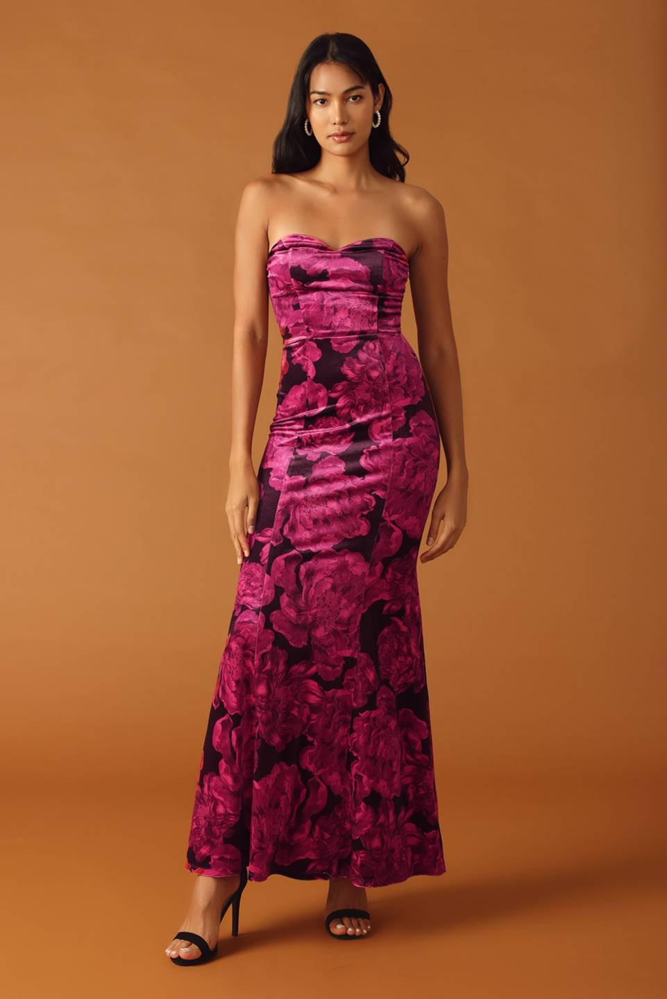 FALLING INTO PLACE VELVET MAXI DRESS.