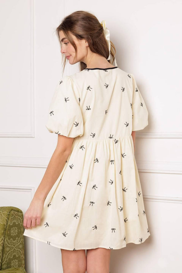 A DAY AT THE VINEYARD WOVEN MINI BADYDOLL DRESS.