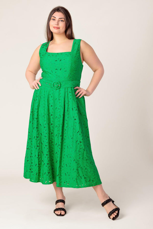 DAFFODILS & DAYDREAMS WOVEN LACE MIDI DRESS.