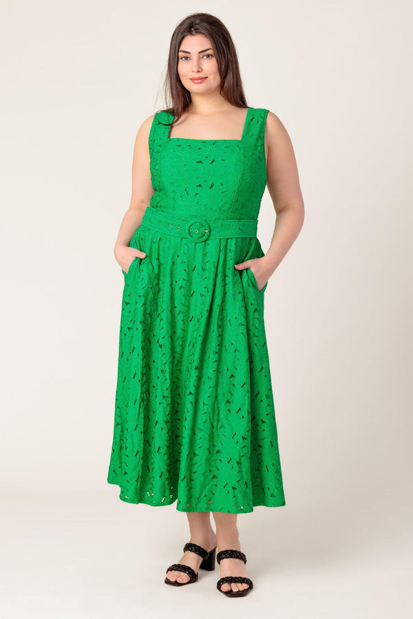 DAFFODILS & DAYDREAMS WOVEN LACE MIDI DRESS.