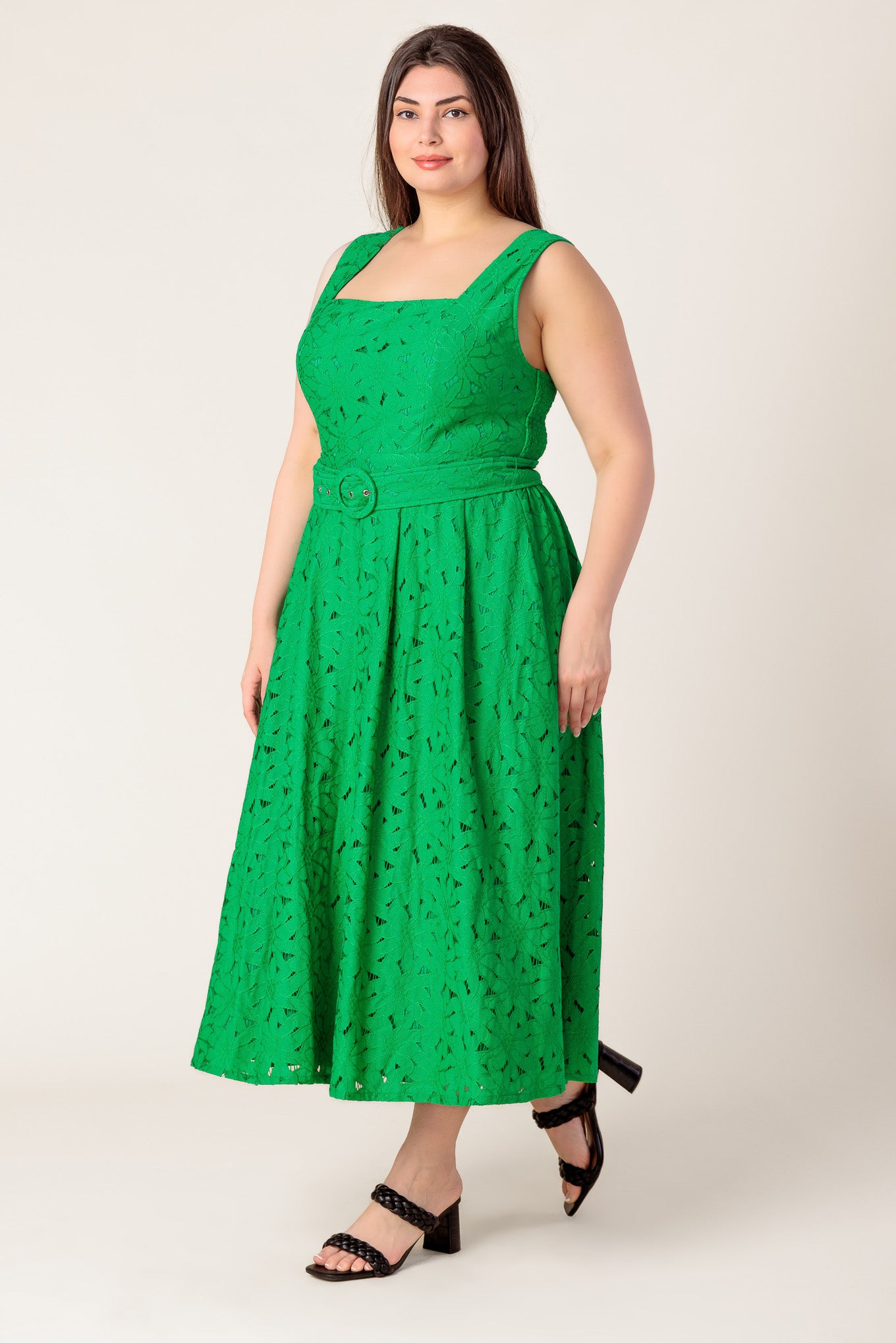 DAFFODILS & DAYDREAMS WOVEN LACE MIDI DRESS