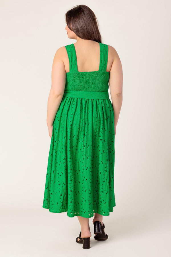 DAFFODILS & DAYDREAMS WOVEN LACE MIDI DRESS.