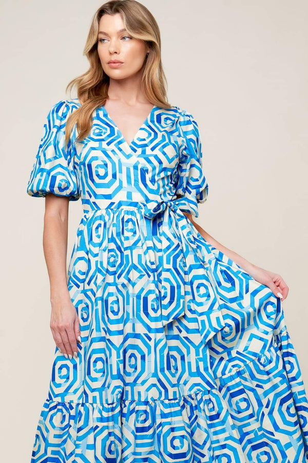 SEASONALLY LOVELY WOVEN MIDI DRESS.