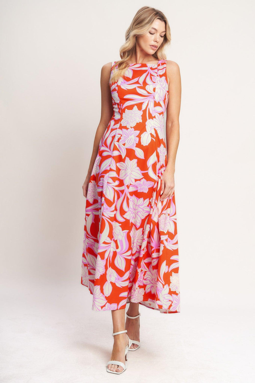 
A printed woven midi dress featuring square neckline, sleeveless, circle skirt, bare back with tie and zipper closure

Details:

Self : 100% Cotton
Lining : 100% Polyester

Size &amp; Fit

- Model is 5`8" And Wearing Size Small
- Measurements Taken From Size Small
- Approx. Length: 52"