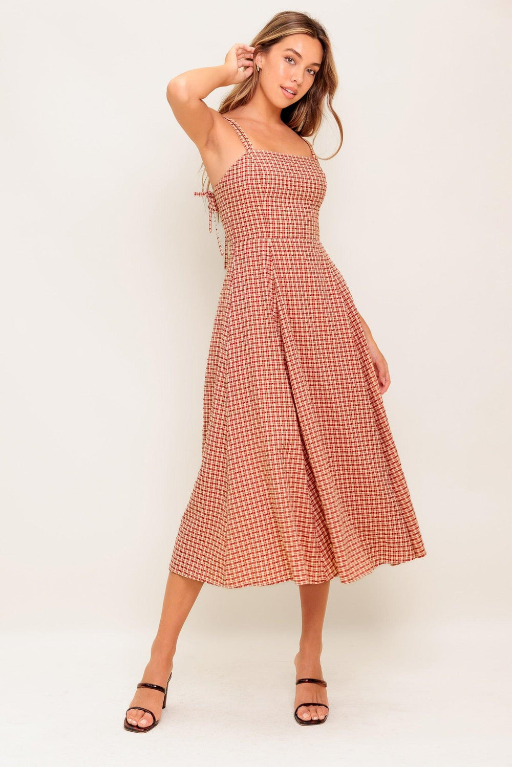 GINGHAM SUMMER WOVEN MIDI DRESS.