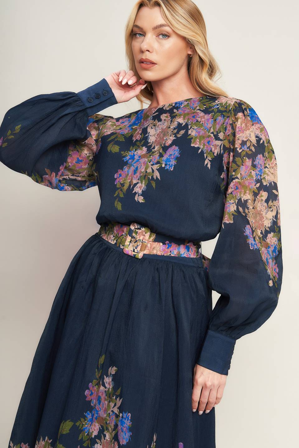 CHARMING TAPESTRY WOVEN MIDI DRESS