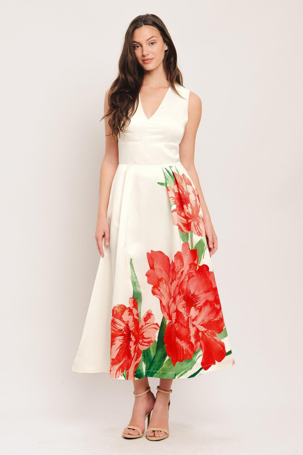 
A printed woven midi dress featuring V neckline, sleeveless, wide waistband, full skirt and back zipper closure

Details:

Self : 100% Polyester
Lining : 100% Polyester

Size &amp; Fit

- Model is 5`8" And Wearing Size Small
- Measurements Taken From Size Small
- Approx. Length: 51"