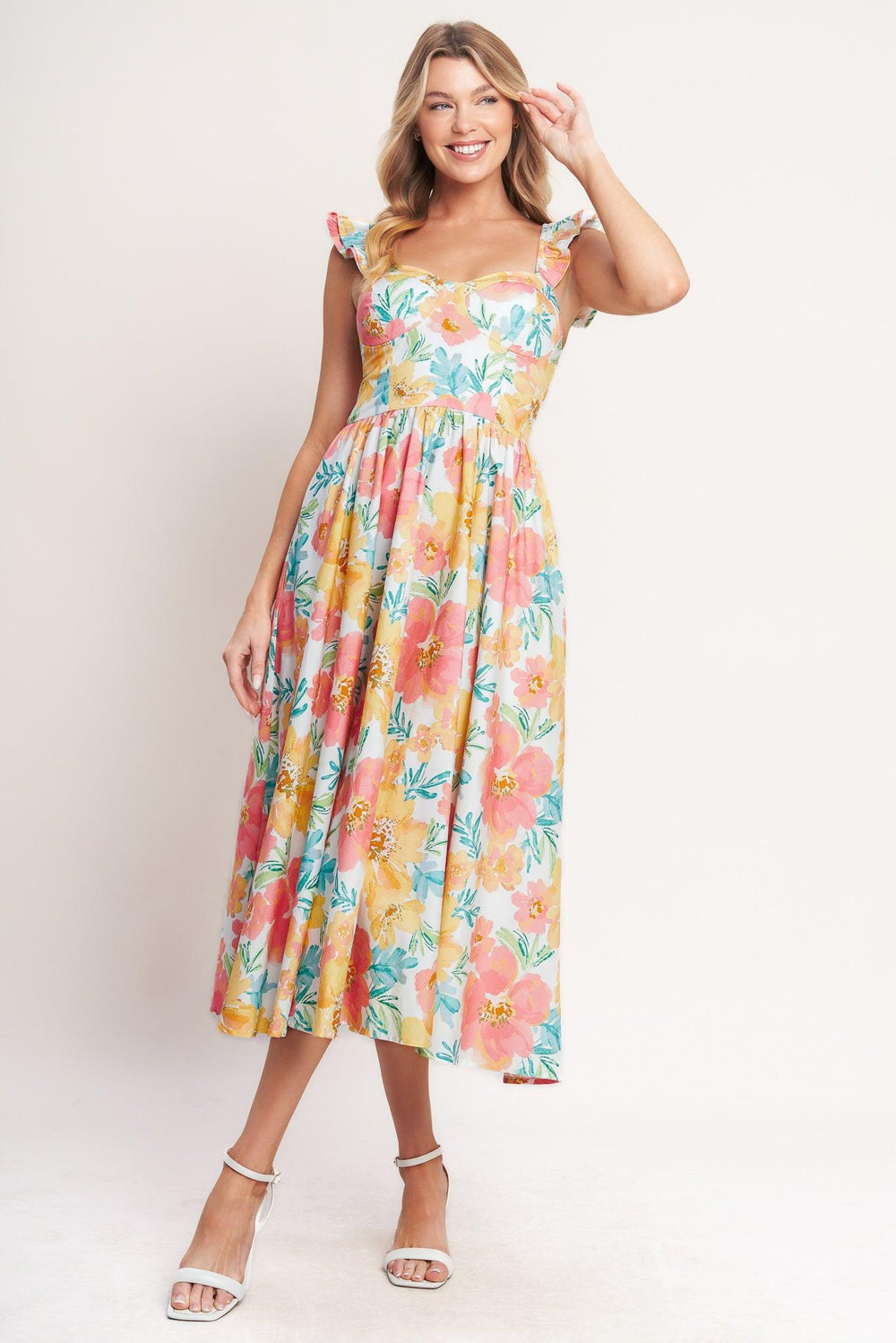 A printed woven midi dress featuring sweetheart neckline, double ruffle sleeve, bra cup, full skirt and smocked back bodice

Details:

Self: 100% Cotton

Lining: 100% Polyester

Size & Fit

-Model is 5`8" And Wearing Size Small
-Measurements Taken From Size Small
-Approx. Length: 48"