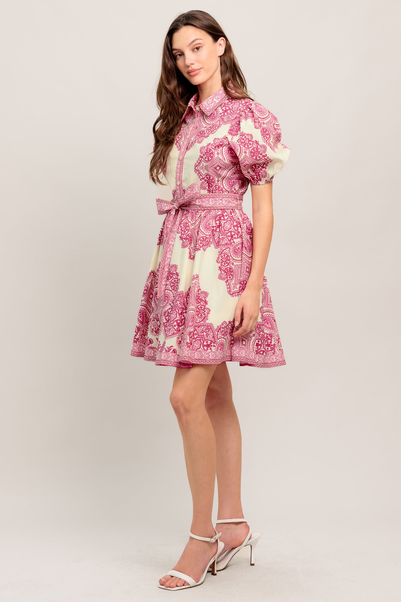Pink paisley print dress with short sleeves, button front, and waist tie

Details:

Self: 100% Cotton
Lining: 100% Polyester

Size & Fit

- Model is 5`8" And Wearing Size Small
- Measurements Taken From Size Small
- Approx. Length: 37"