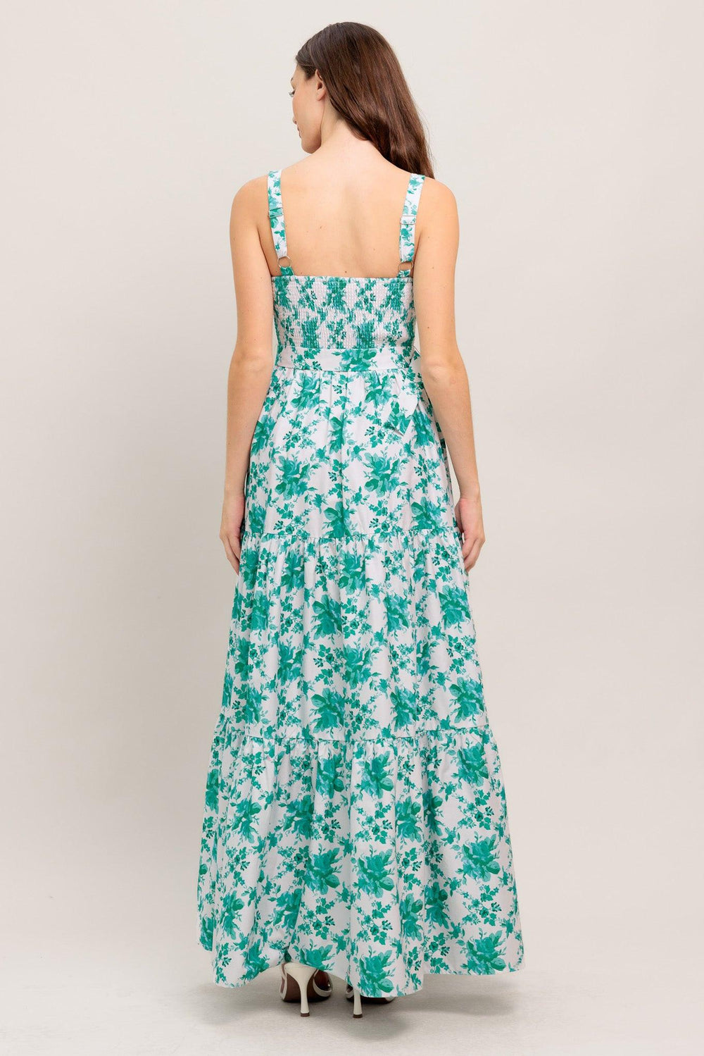 
A printed woven maxi dress featuring straight neckline, straps, self belt, tiered skirt and smocked back bodice

Details:

Self : 100% Cotton
Lining : 100% Polyester

Size &amp; Fit

- Model is 5`8" And Wearing Size Small
- Measurements Taken From Size Small
- Approx. Length: 57" Flying Tomato