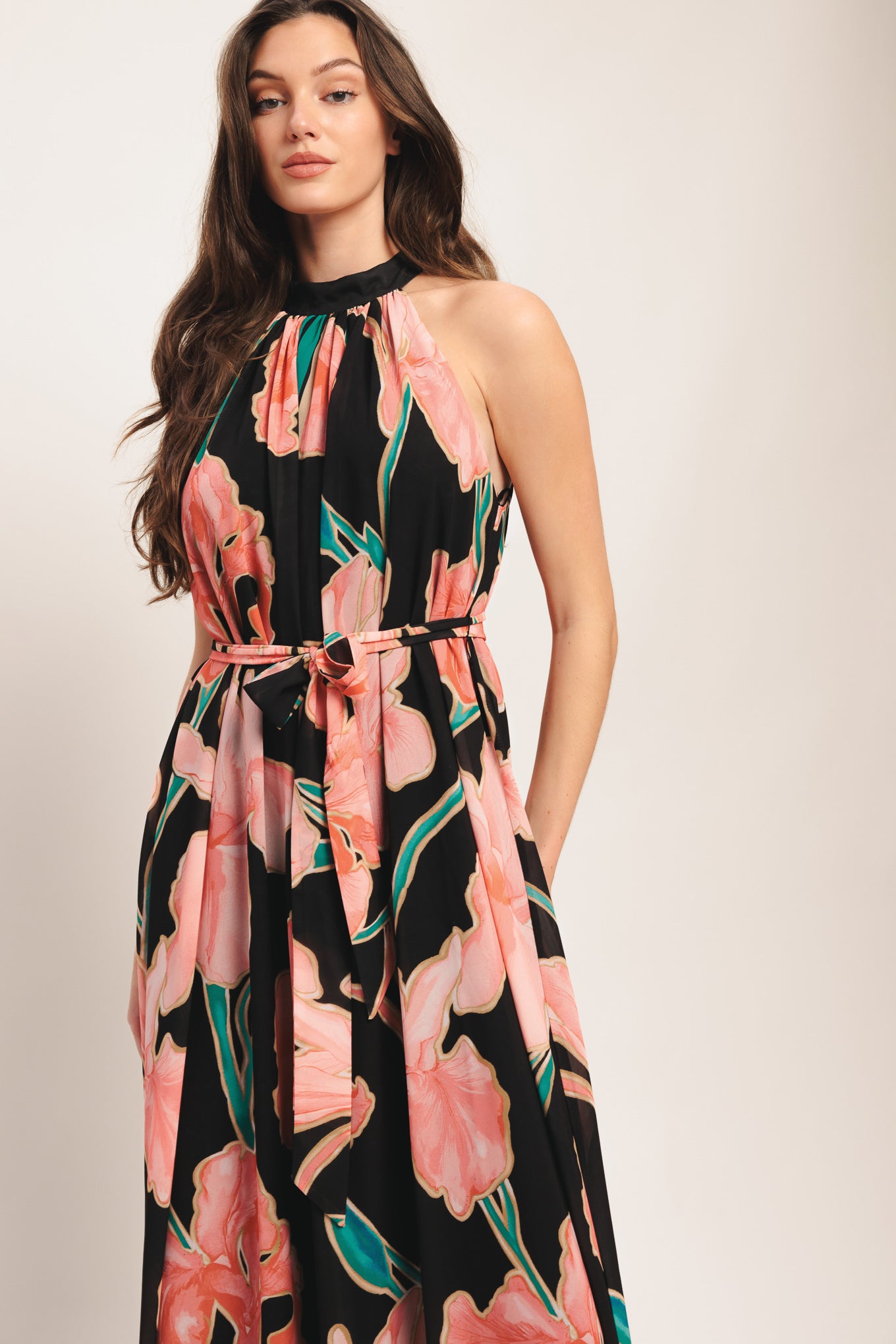 A printed woven maxi dress featuring halter neckline, contrasting belt and back neck button closure

Details:

Self: 100% Polyester

Lining: 100% Polyester

Size & Fit

-Model is 5`8" And Wearing Size Small
-Measurements Taken From Size Small
-Approx. Length: 62"