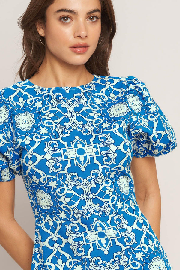 CITY VIBE WOVEN MINI DRESS.