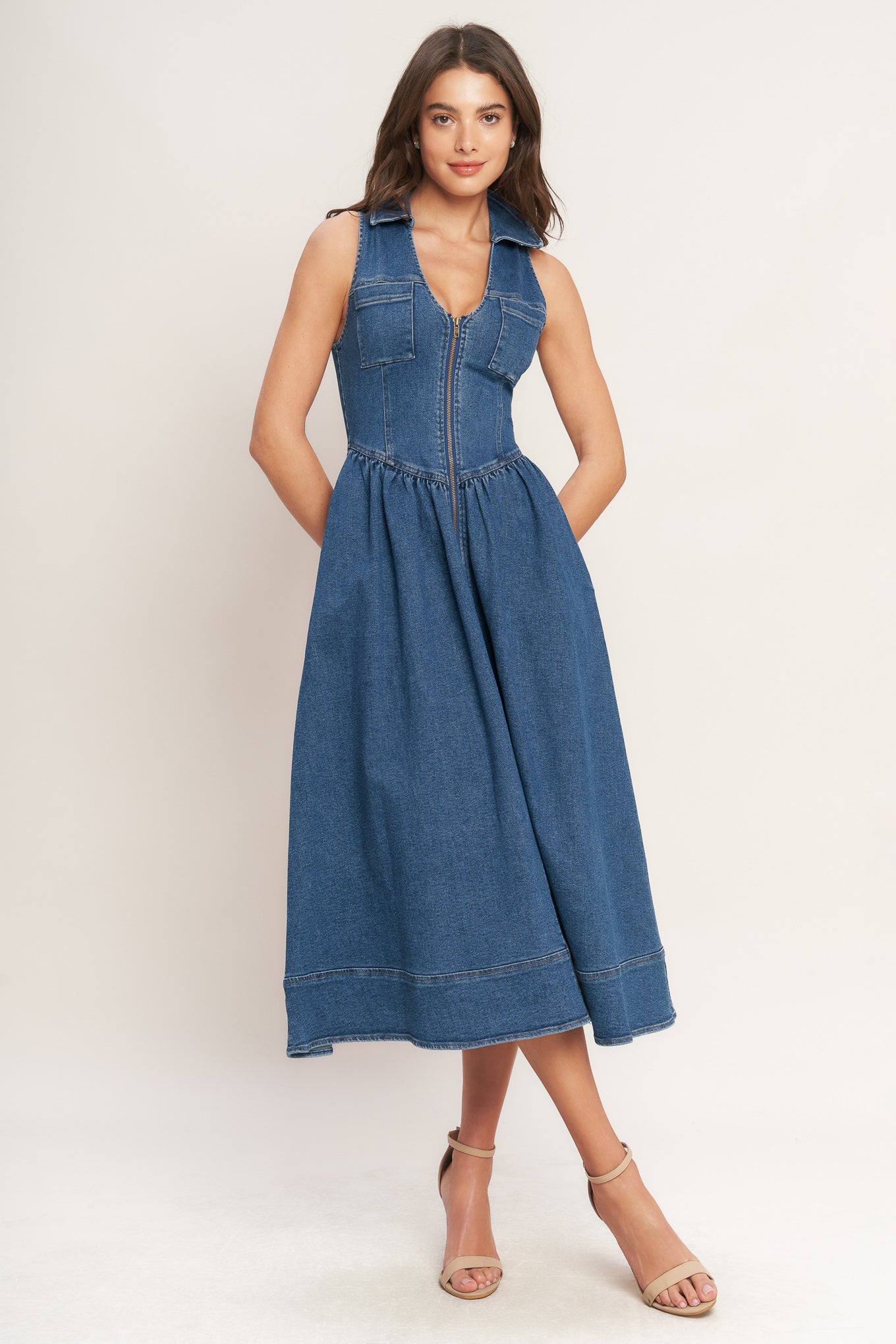 
A washed denim midi dress featuring collar, U neckline, sleeveless, front zipper closure, basque waistline and full skirt with wide hem

Details:

Self : 55% Cotton 33% Polyester 10% Viscose 2% Spandex

Size &amp; Fit

- Model is 5`8" And Wearing Size Small
- Measurements Taken From Size Small
- Approx. Length: 51" FLYING TOMATO