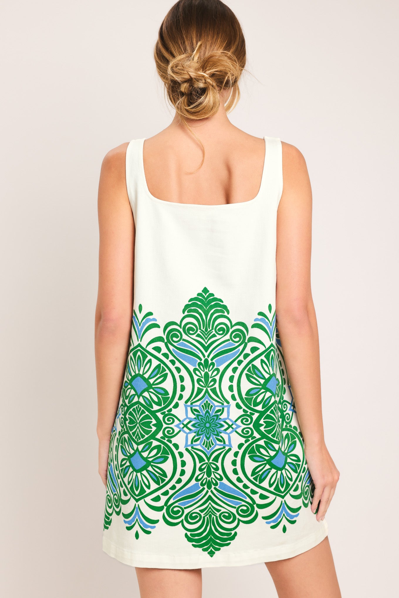 GREEN MOTIF WOVEN MINI DRESS l FLYING TOMATO OFF White GREEN / M GREEN MOTIF WOVEN MINI DRESS l FLYING TOMATO OFF White GREEN / M