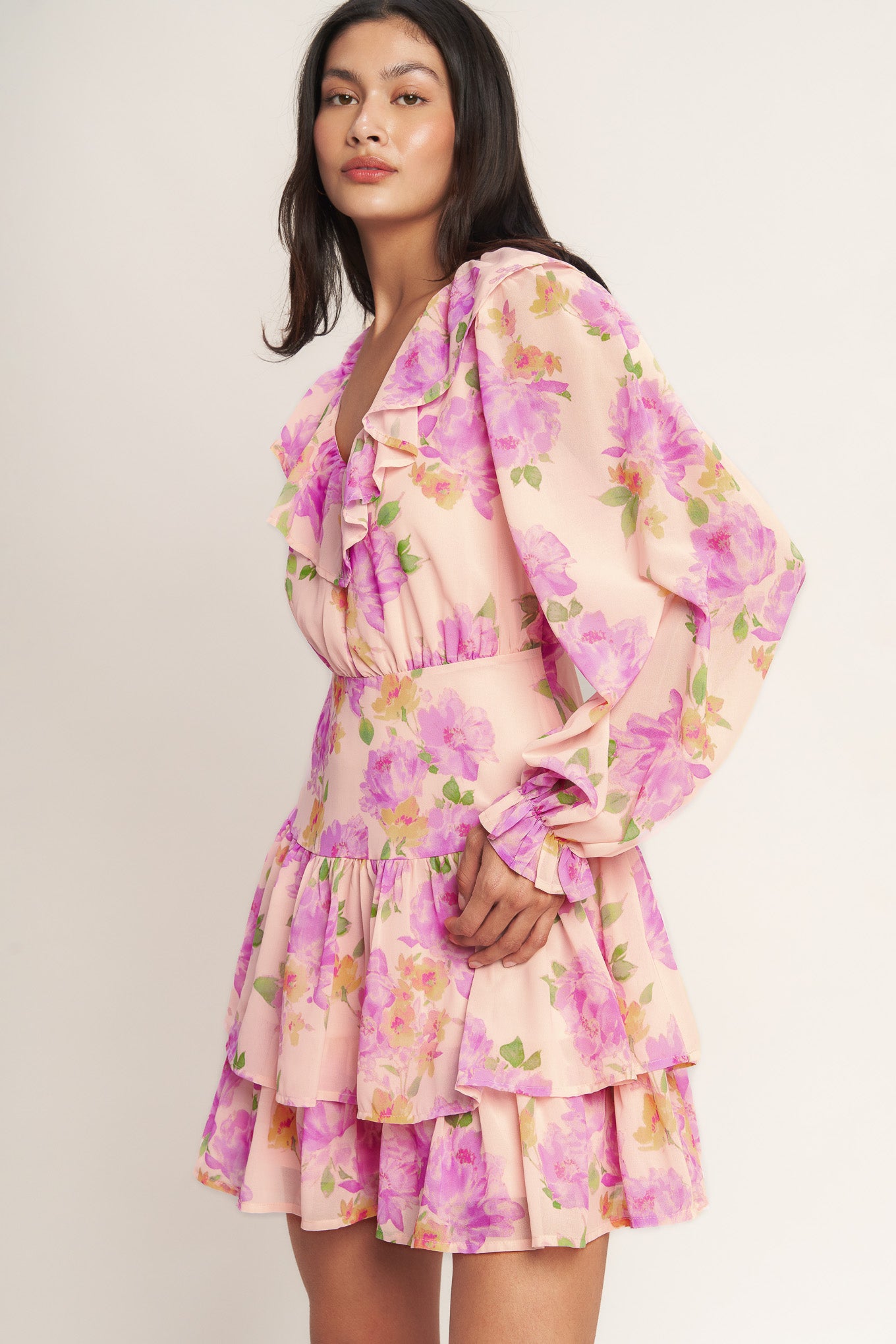 
A printed woven mini dress featuring V neckline with ruffle, long sleeve, double layer ruffle hem and side zipper closure

Details:

Self : 100% Polyester
Lining : 100% Polyester

Size &amp; Fit

- Model is 5`8" And Wearing Size Small
- Measurements Taken From Size Small
- Approx. Length: 35" Flying Tomato